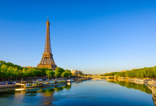 Paris Eiffel Tower - popular flight attendant destination